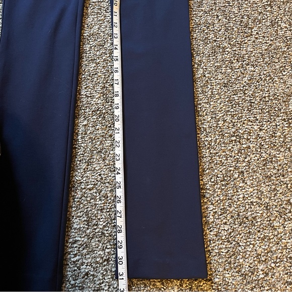 WHBM Outfit Elegant Blue and White Top with Navy Luxe Stretch Skinny Pants - Picture 16 of 16